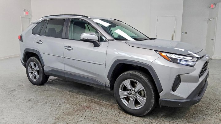 Toyota RAV4  2022