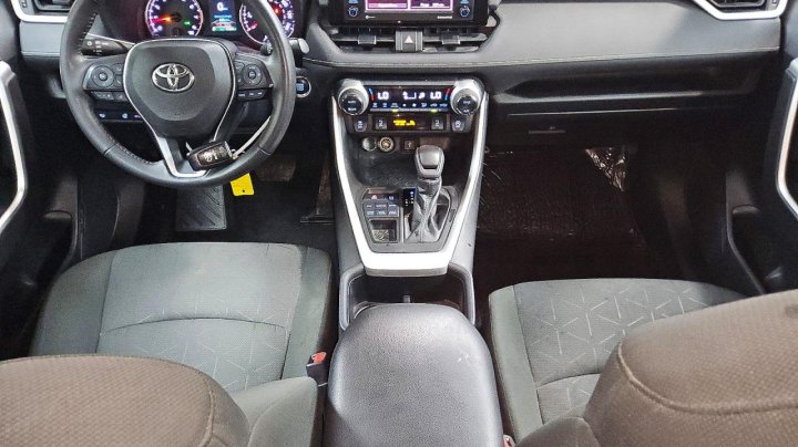 Toyota RAV4  2022