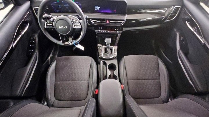 KIA Seltos  2025