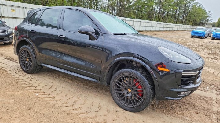 Porsche Cayenne  2017