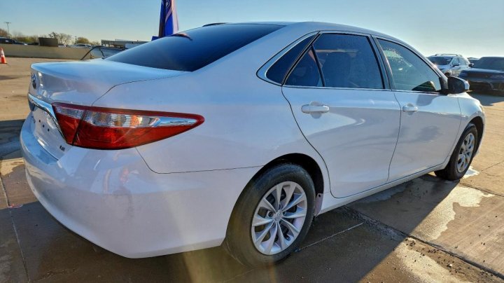 Toyota Camry  2016