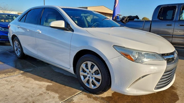 Toyota Camry  2016