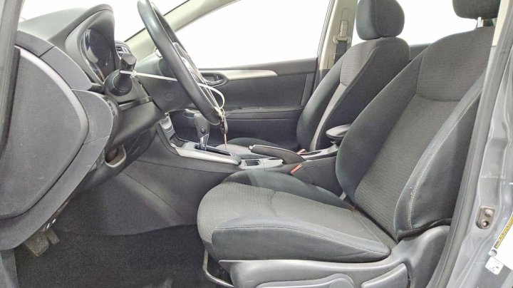 Nissan Sentra  2019
