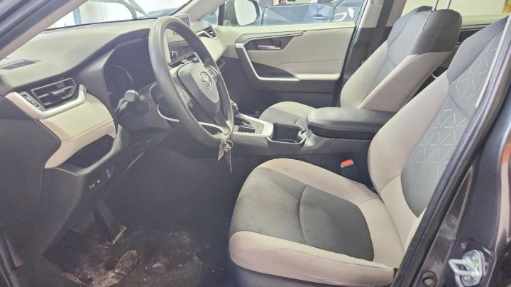 Toyota RAV4  2024