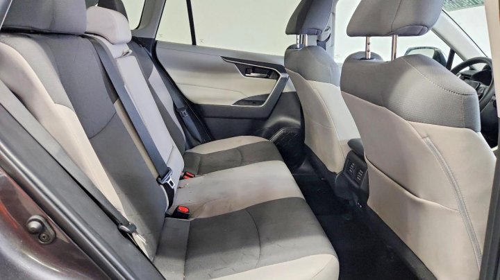 Toyota RAV4  2024