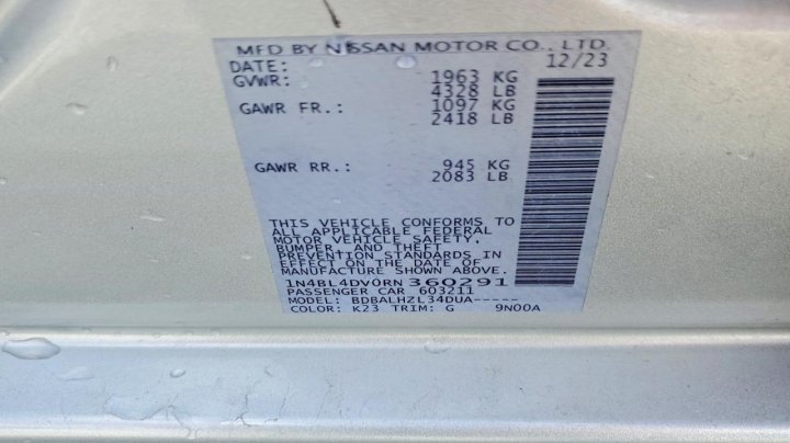 Nissan Altima  2024