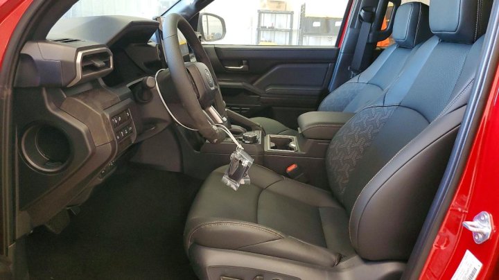 Toyota TACOMA  2025