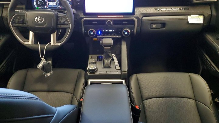 Toyota TACOMA  2025