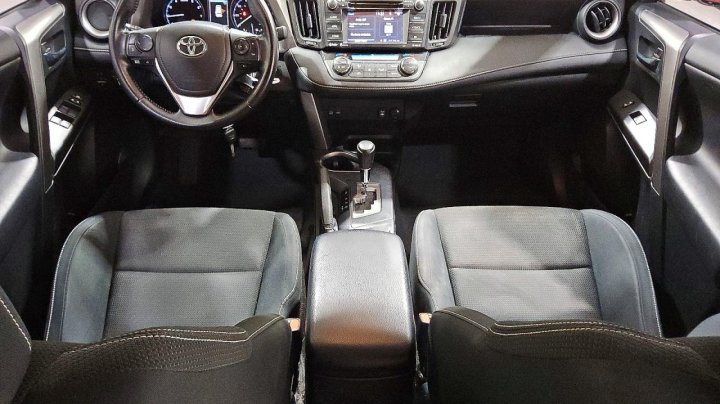 Toyota RAV4  2017