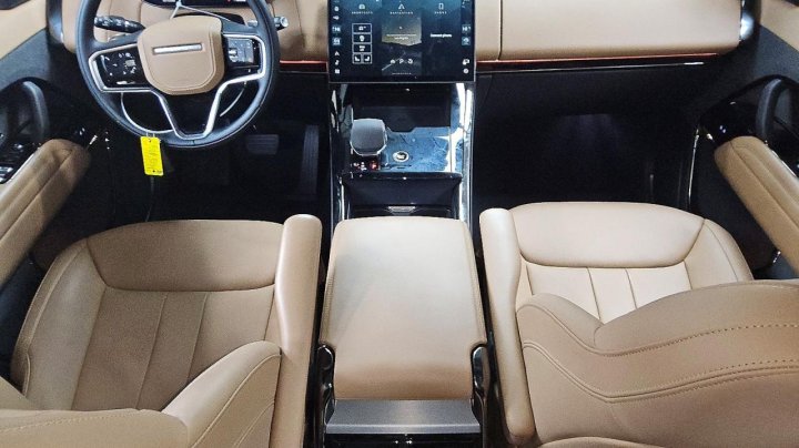 Land Rover RANGE  2025