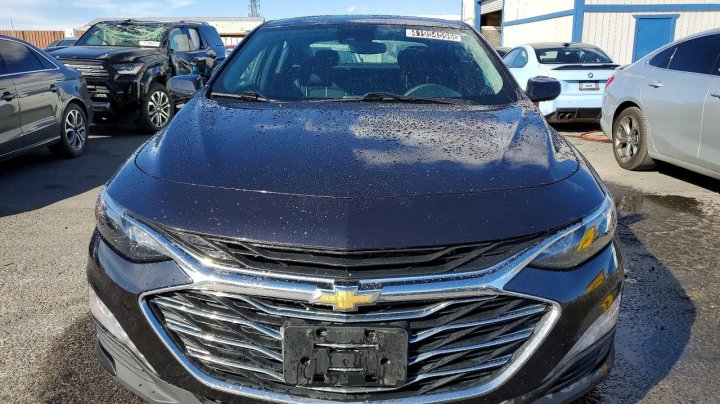 Chevrolet Malibu  2023