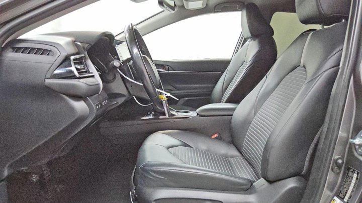 Toyota Camry  2023