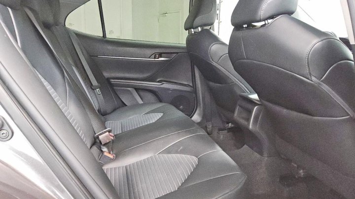 Toyota Camry  2023