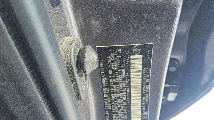 Toyota Camry  2023