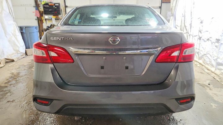 Nissan Sentra  2017