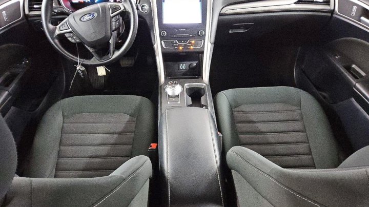 Ford FUSION  2019
