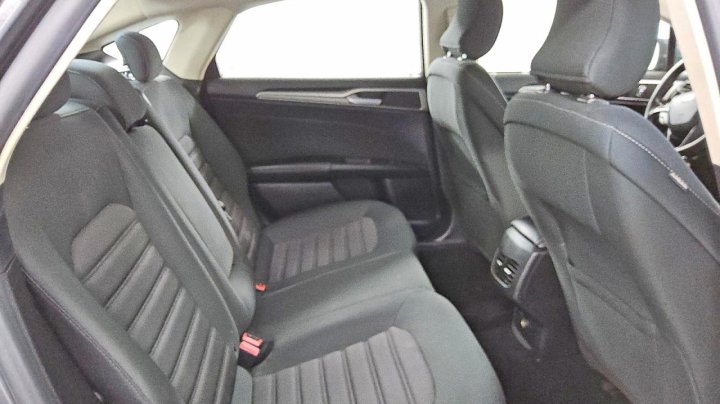 Ford FUSION  2019