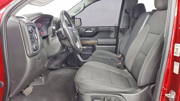 Chevrolet Silverado  2021