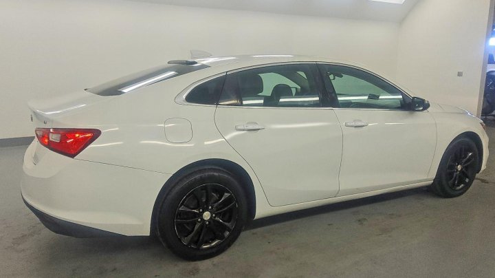 Chevrolet Malibu  2018
