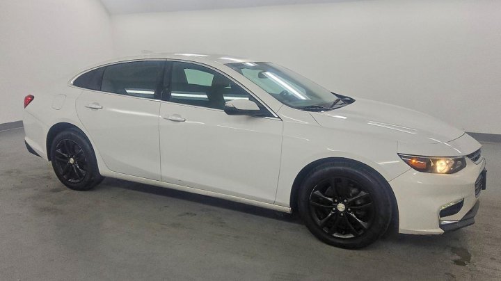 Chevrolet Malibu  2018
