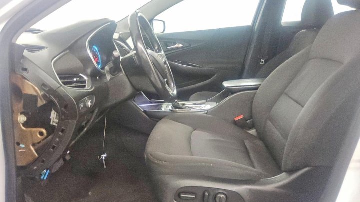 Chevrolet Malibu  2018