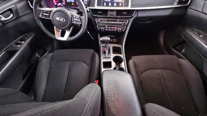 KIA Optima  2019