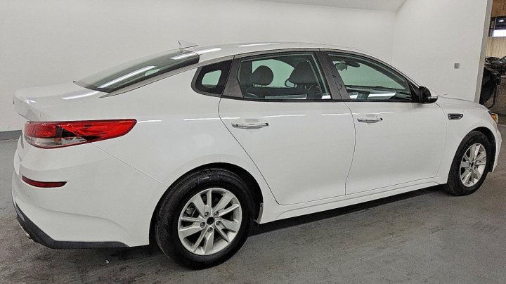 KIA Optima  2019