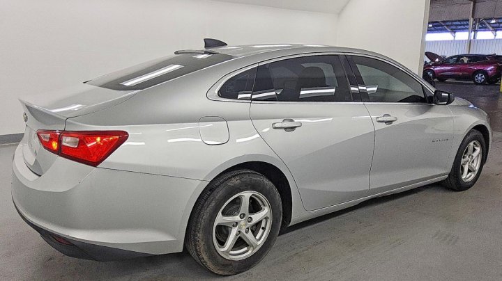 Chevrolet Malibu  2018
