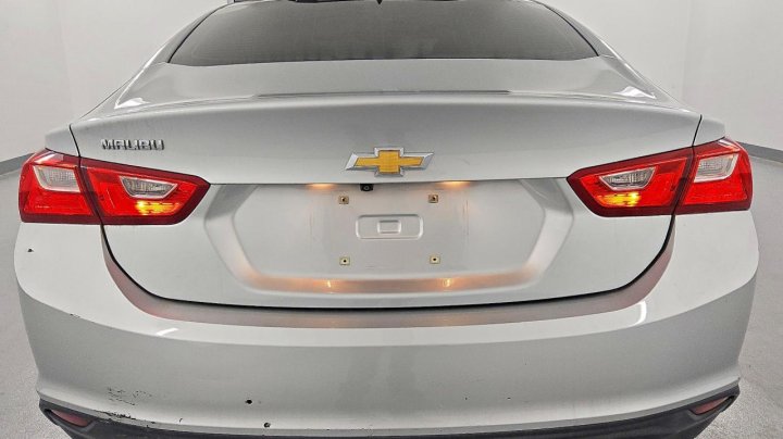 Chevrolet Malibu  2018