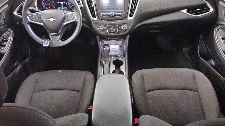 Chevrolet Malibu  2018