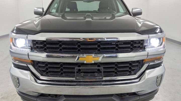 Chevrolet Silverado  2018