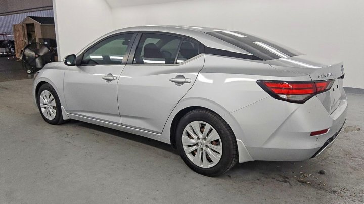 Nissan Sentra  2021