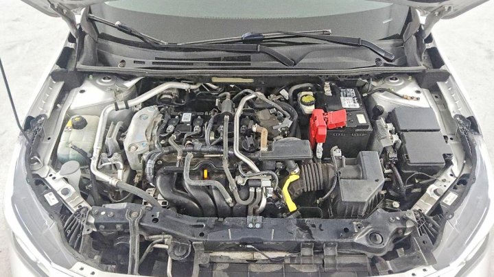 Nissan Sentra  2021