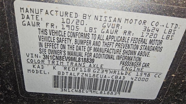 Nissan Versa  2021