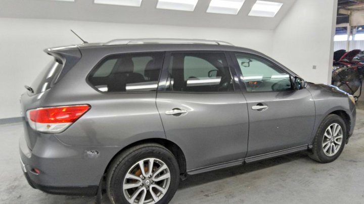 Nissan Pathfinder  2016