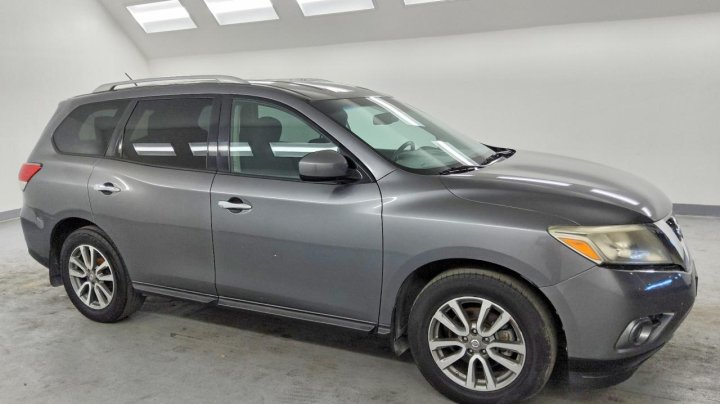 Nissan Pathfinder  2016