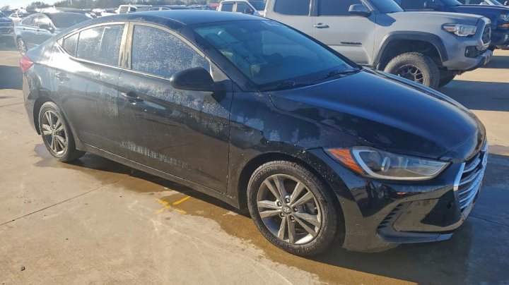 Hyundai Elantra  2017