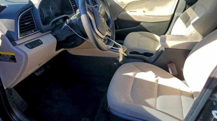 Hyundai Elantra  2017