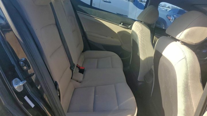 Hyundai Elantra  2017
