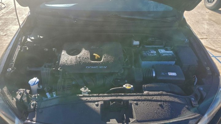 Hyundai Elantra  2017