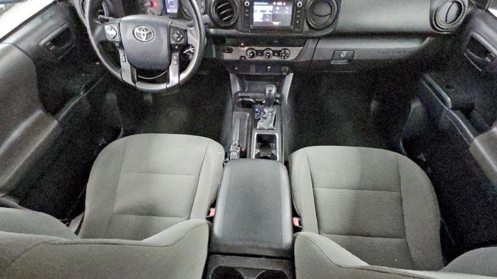 Toyota TACOMA  2018