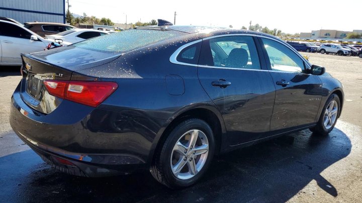 Chevrolet Malibu  2023