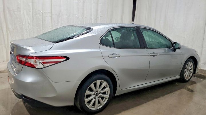 Toyota Camry  2018