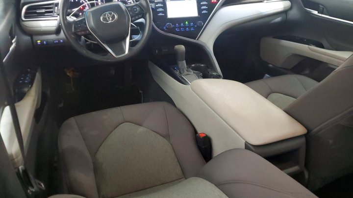 Toyota Camry  2018