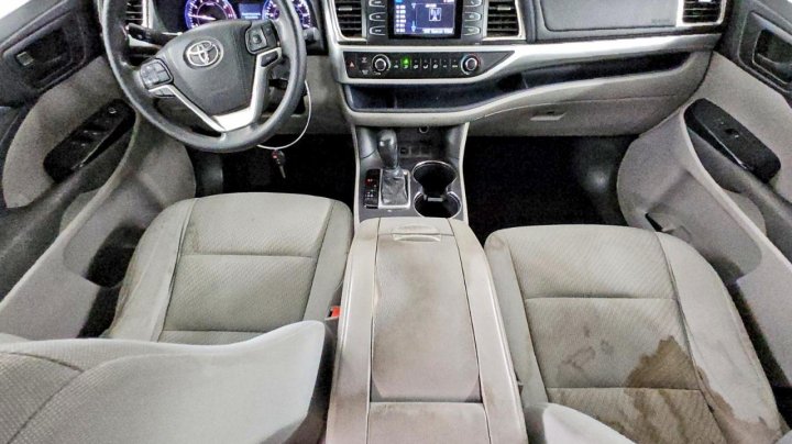 Toyota Highlander  2015