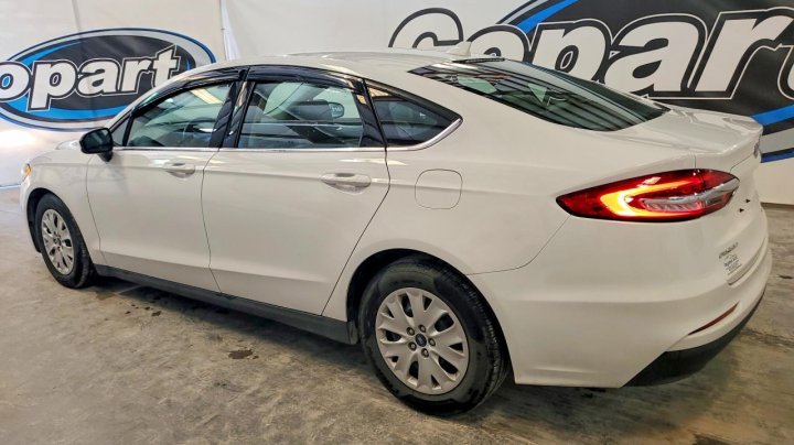 Ford FUSION  2020