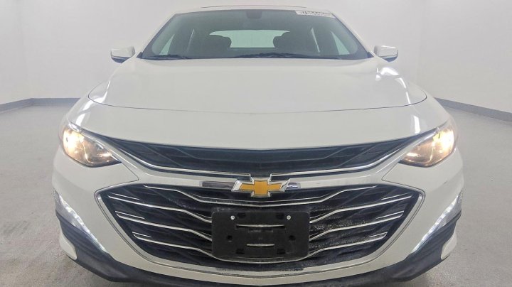 Chevrolet Malibu  2021