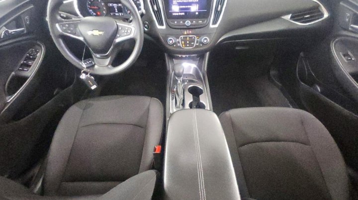 Chevrolet Malibu  2021