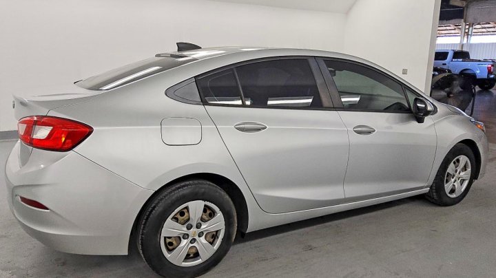 Chevrolet CRUZE  2018