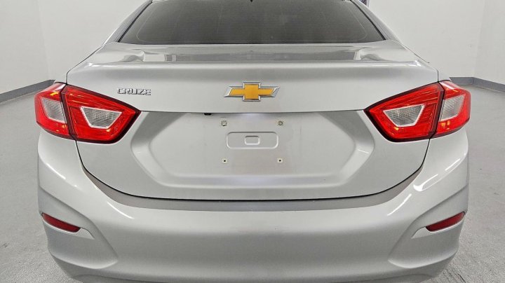 Chevrolet CRUZE  2018